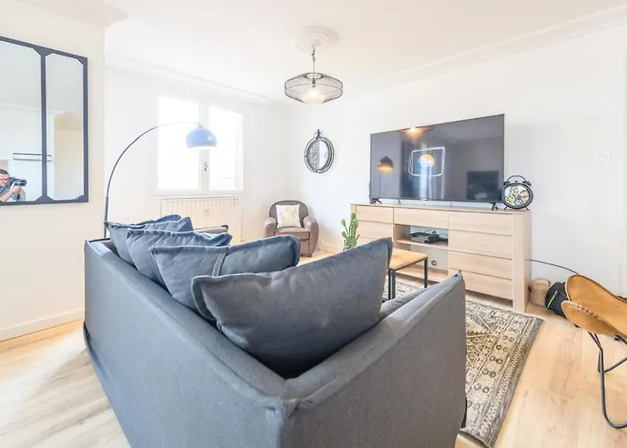 Magnificent Apartment, 4 Bedrooms, Fiber Wifi * Grenoble