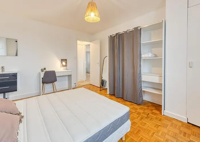 Magnificent Apartment, 4 Bedrooms, Fiber Wifi *