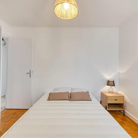 Magnificent Apartment, 4 Bedrooms, Fiber Wifi Apartment