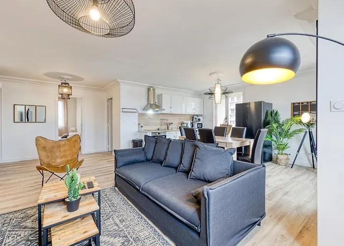 דירה Magnificent Apartment, 4 Bedrooms, Fiber Wifi *