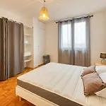 Magnificent Apartment, 4 Bedrooms, Fiber Wifi Daire Grenoble