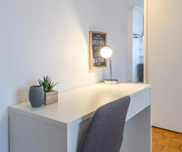 Magnificent Apartment, 4 Bedrooms, Fiber Wifi Apartman *